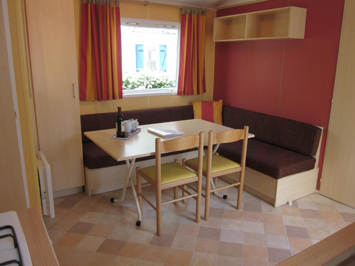 Richards Holidays Jard-sur-Mer Exterior photo